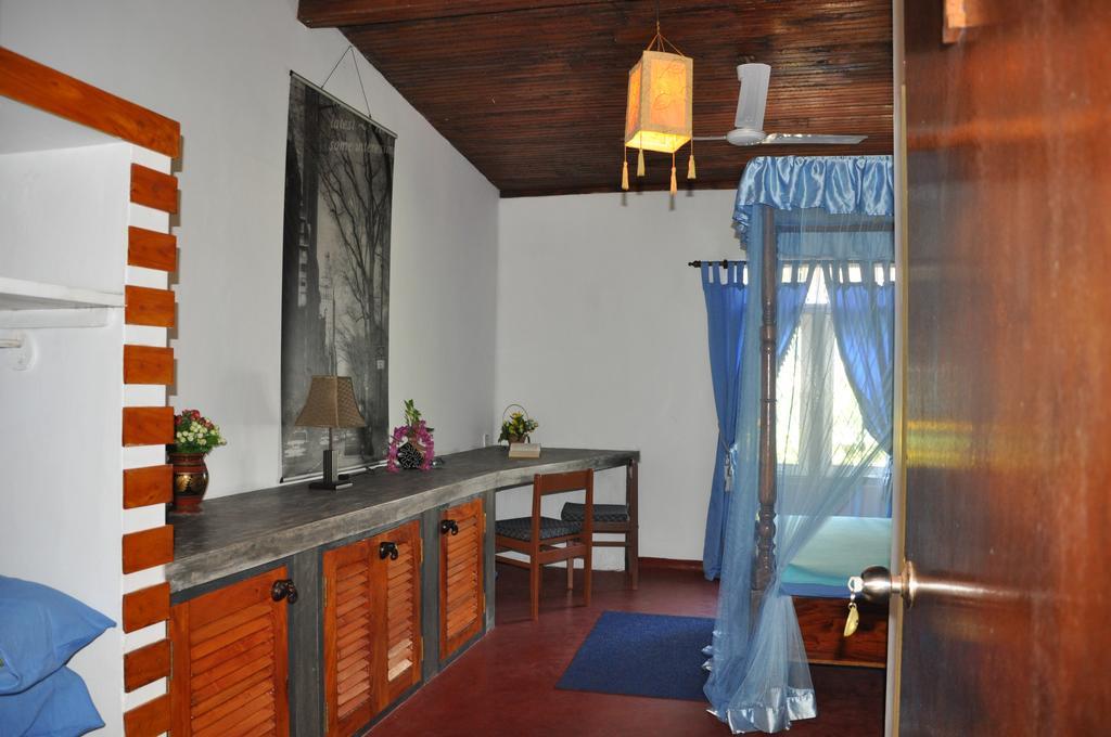 Gasthaus Langeoog Unawatuna Esterno foto